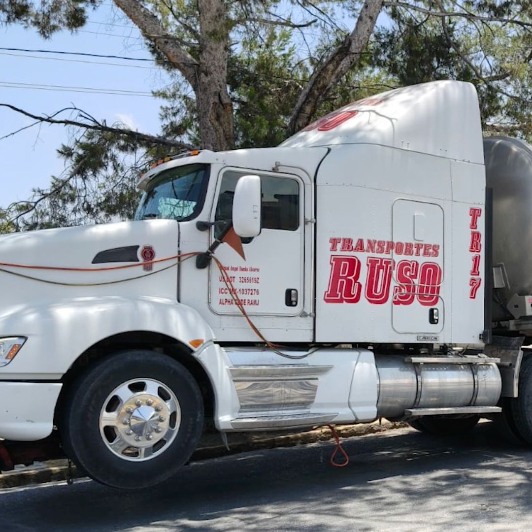 Decomisan Pipa con Más de 30 Mil Litros de Huachicol en Carretera Saltillo-Torreón